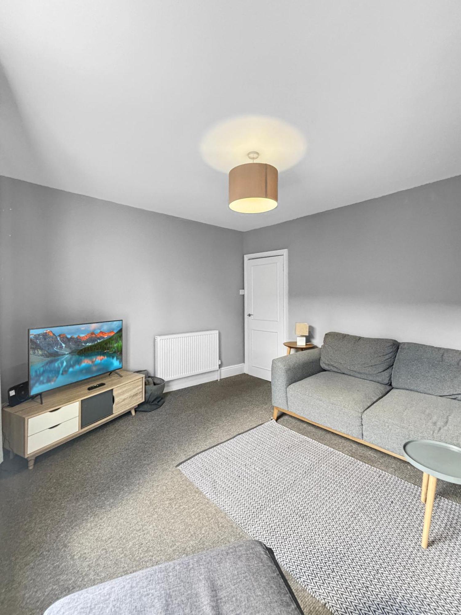 Apartment Amaya Four - Sleeps 5 - 1 Bed - Newly Renovated- Close To Town Centre -grantham Grantham