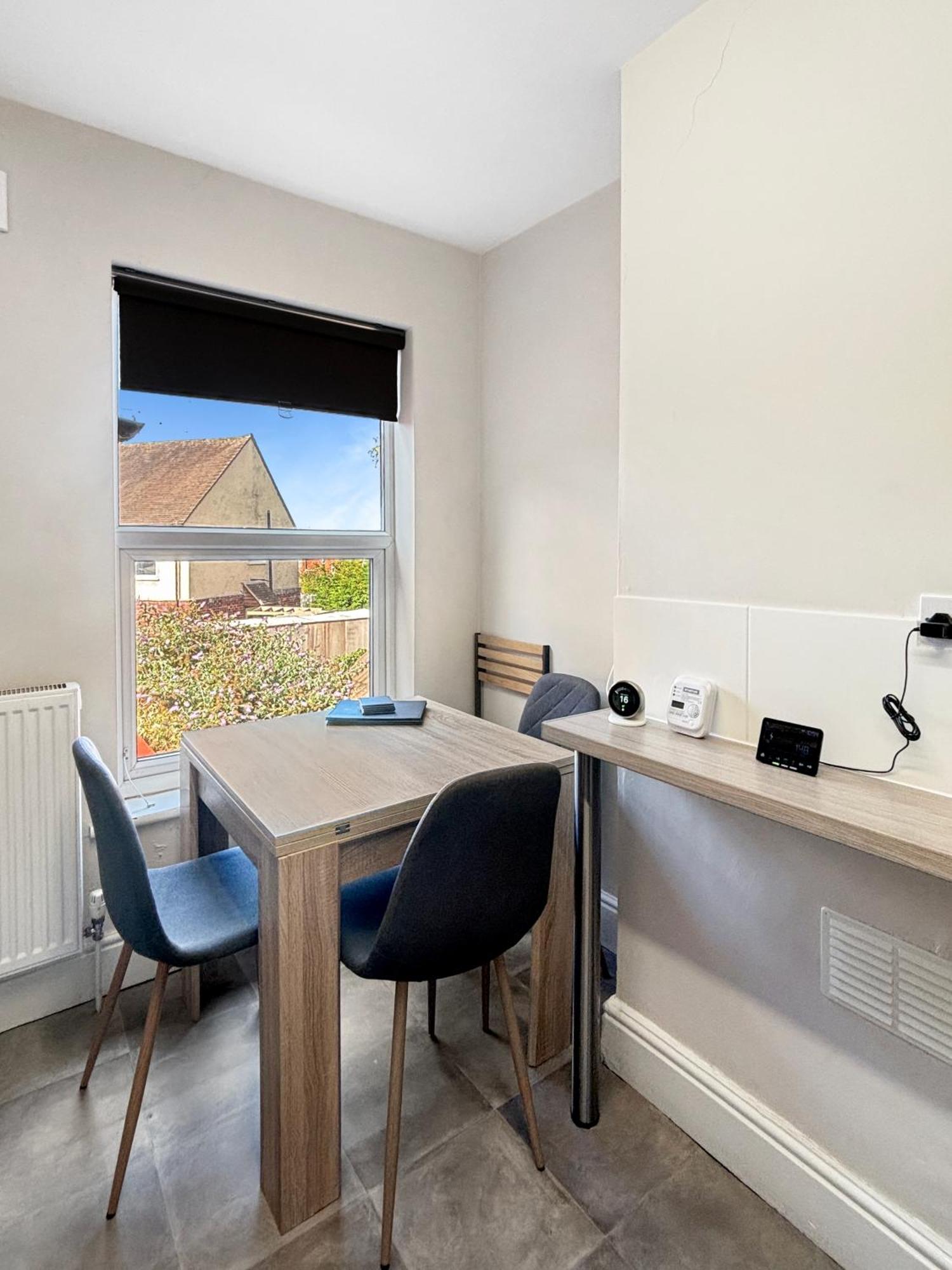 Amaya Four - Sleeps 5 - 1 Bed - Newly Renovated- Close To Town Centre -grantham Apartment Grantham